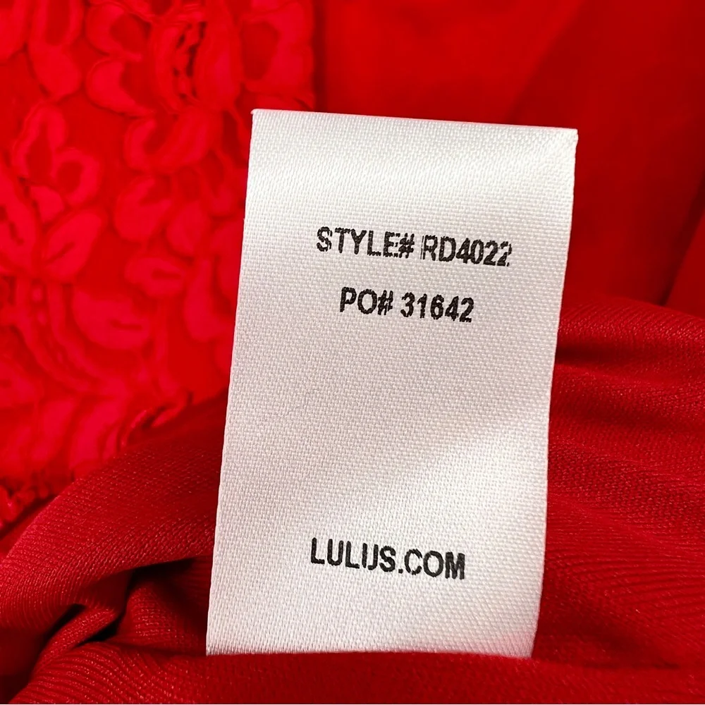 Lulus Pearson Red Lace Dress Sz M Eyelet Lace Flutter Short Dress Sleeve V Back